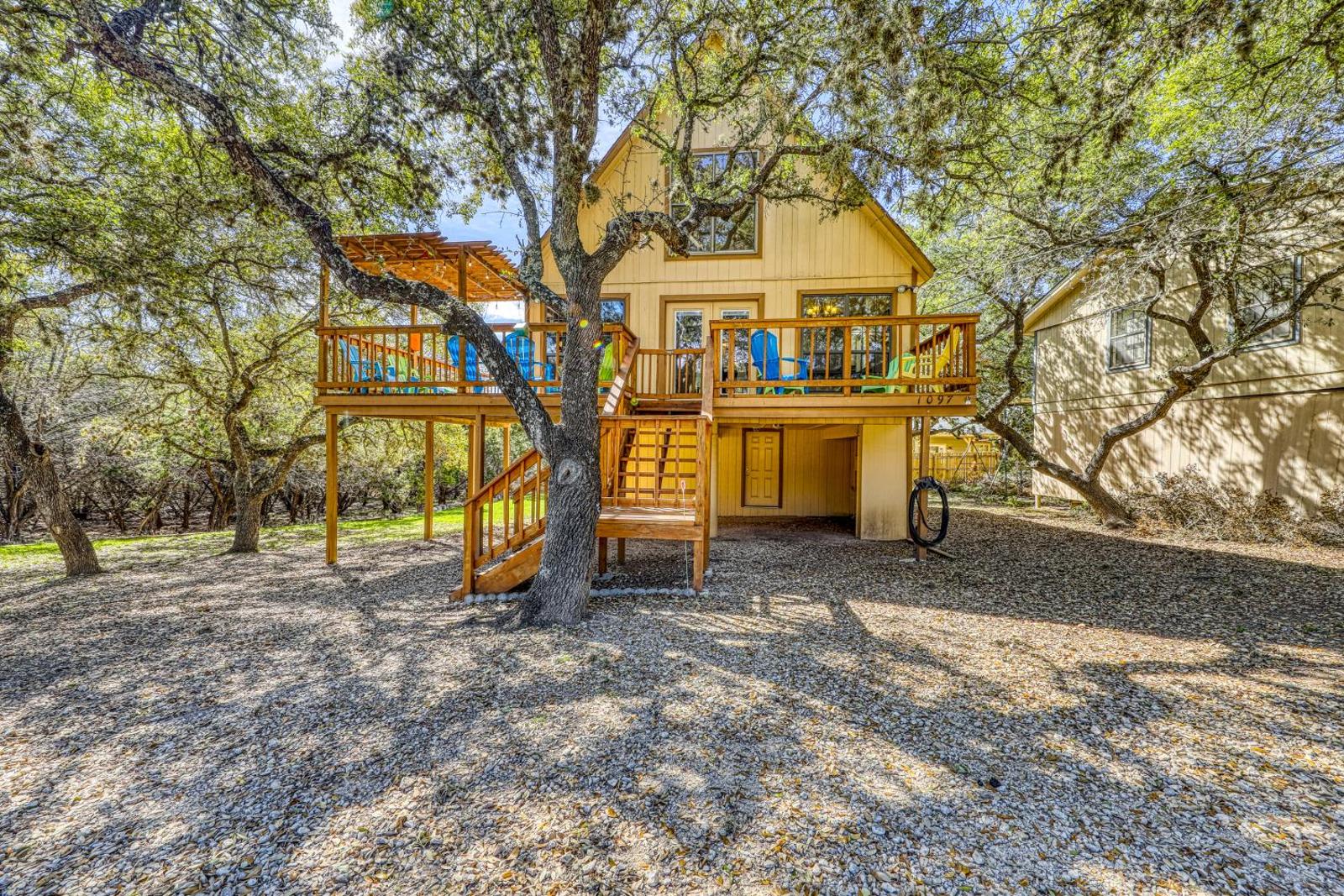 Singing Hills Retreat