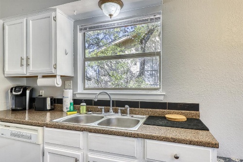 Singing Hills Retreat image 18